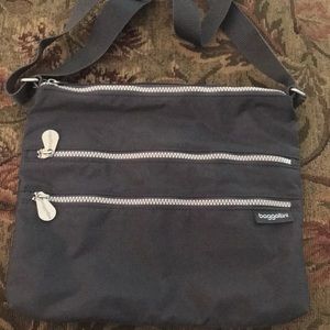 Gray 4 zipper baggallini satchel